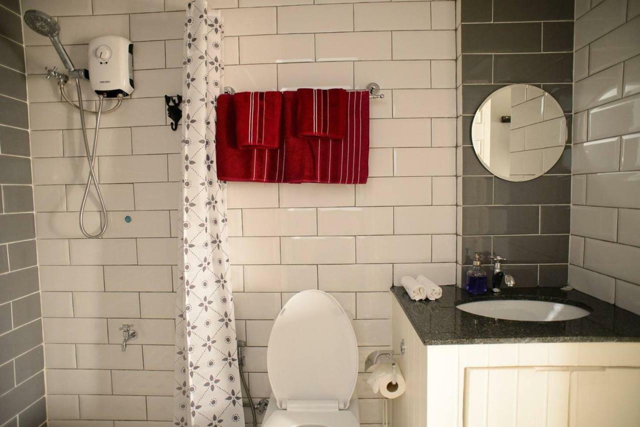 196 Oldtown Chic Hostel Bangkok Extérieur photo